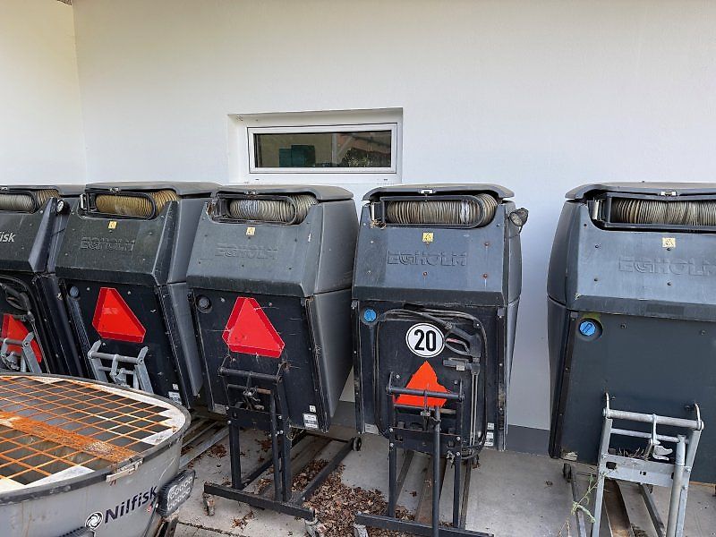 Egholm Kehrsaugbehälter