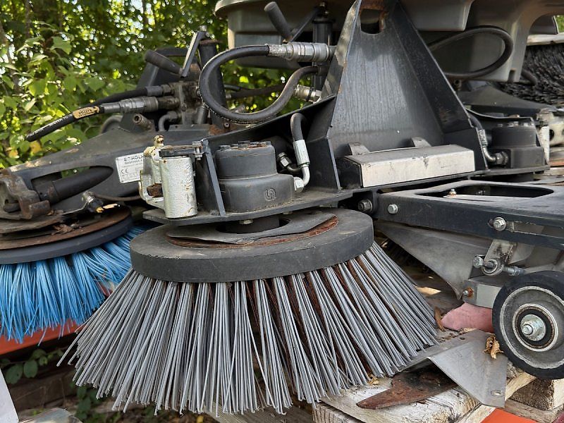 Egholm Kehrsaugbehälter