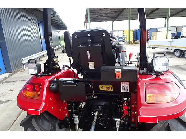 Knegt 304G2 Nieuw model Stage V .