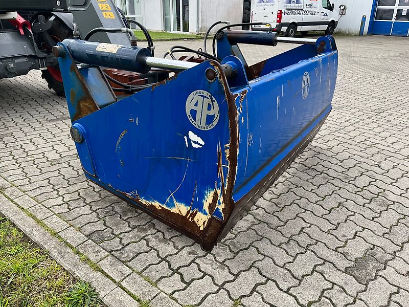 AP NP 2000 Silageschneidzange