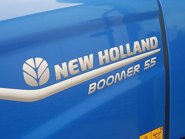 New Holland BOOMER 55 CAB HST STAGE V