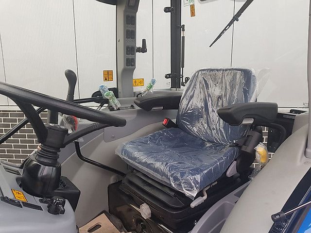 New Holland BOOMER 55 CAB HST STAGE V