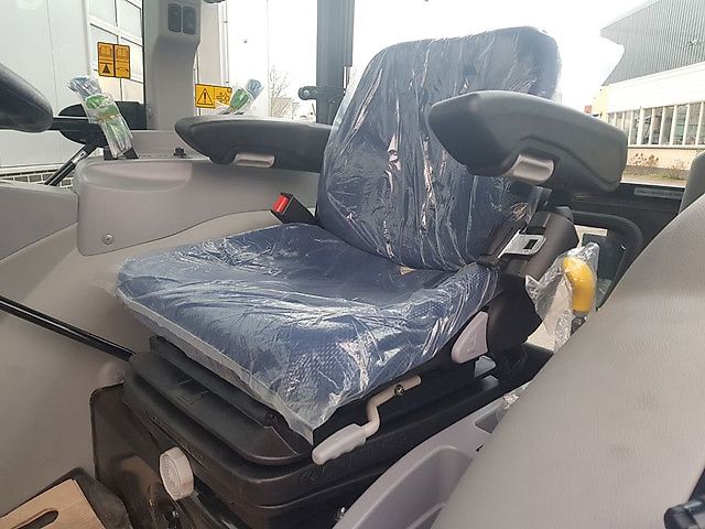 New Holland BOOMER 55 CAB HST STAGE V