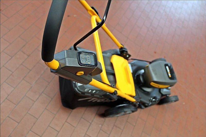 Stiga COMBI 748 Q AE Kit - Akku Rasenmäher