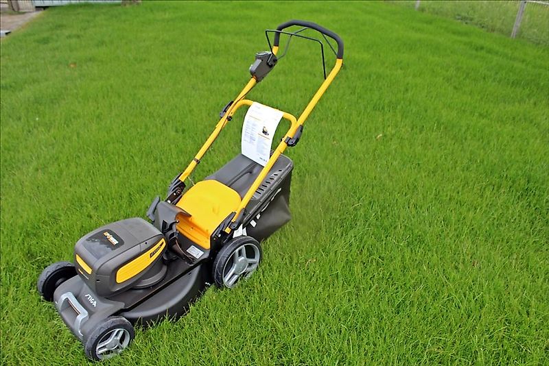 Stiga COMBI 753 SQ AE Akku-Rasenmäher