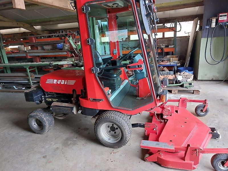 Krone Rubi kubota motor grasmaaier en klepelmaaier