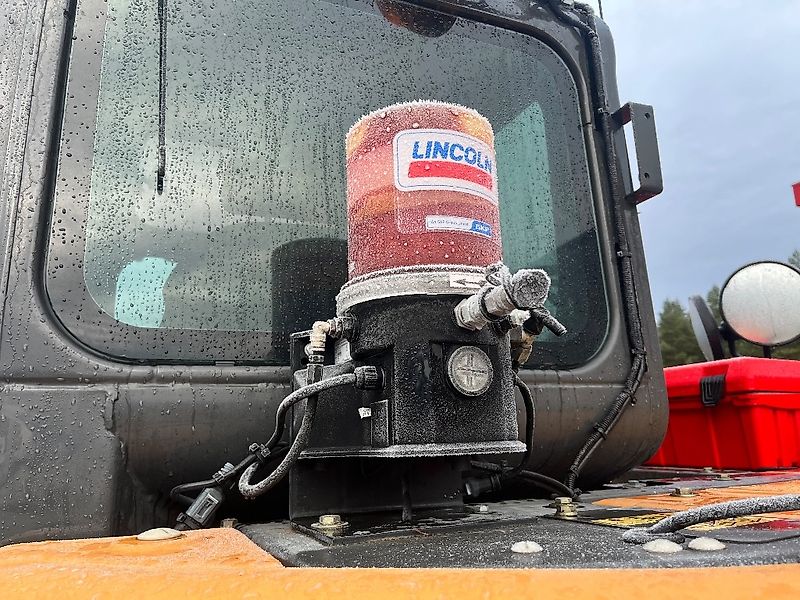 Case CX 85 D / Engcon, Kauha, Rasvari