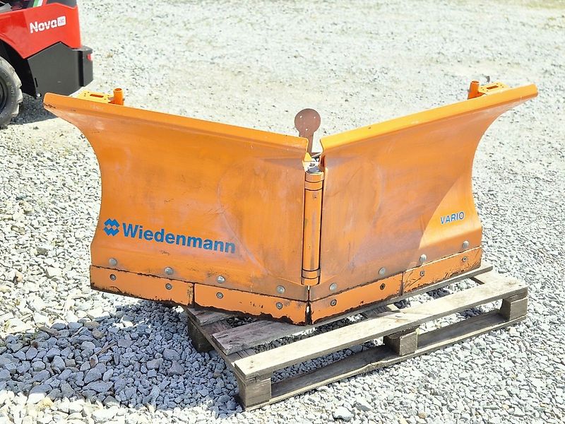 Wiedenmann VARIO SCHNEESCHILD Kubota Iseki Holder John Deer