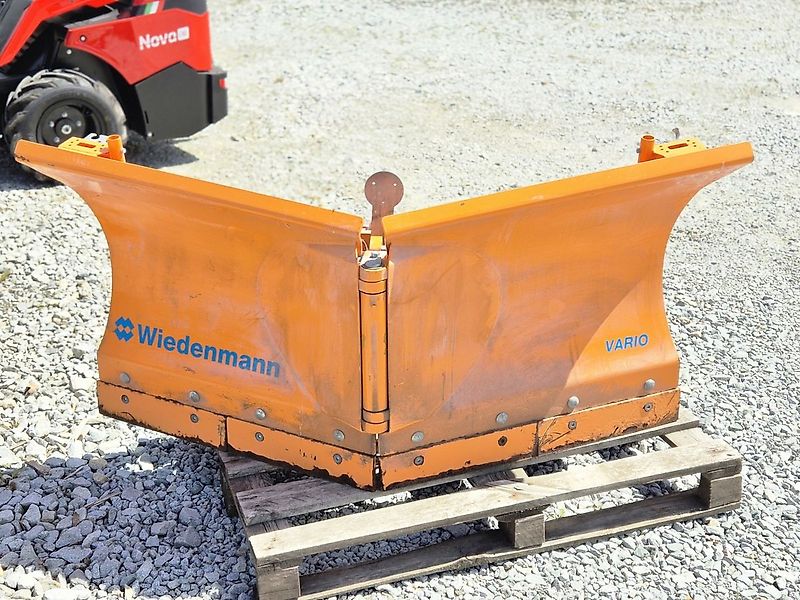 Wiedenmann VARIO SCHNEESCHILD Kubota Iseki Holder John Deer
