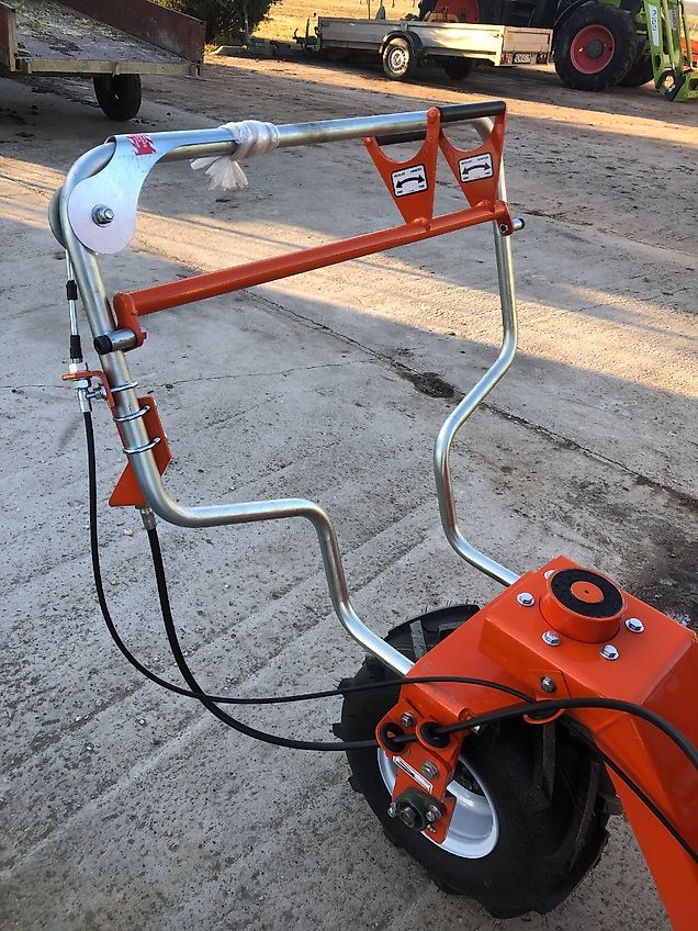 VALMETAL Canada NEW BEDDING CHOPPER 48’’ Ø 122 cm tub , Flotrac, self propeled, Honda 13 Hp motor , new model 2024