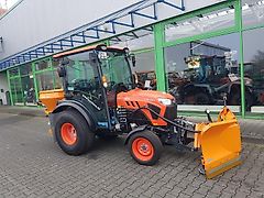 Kubota LX351 CAB Winterdienstpaket