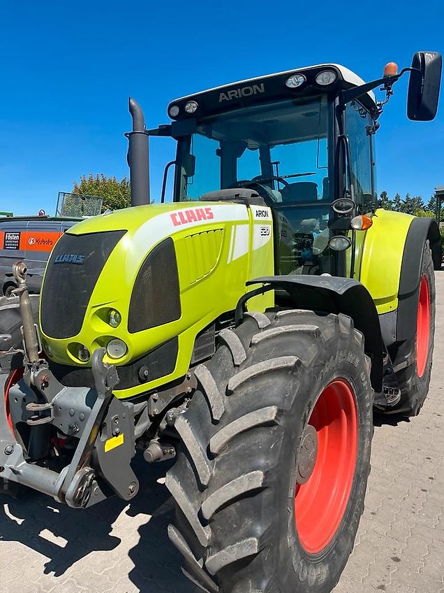 Claas Arion 620