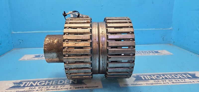 New Holland 8340 (Spare part/Reservedel/Ersatzteil)