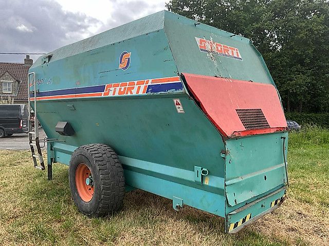 Storti Labrador 160