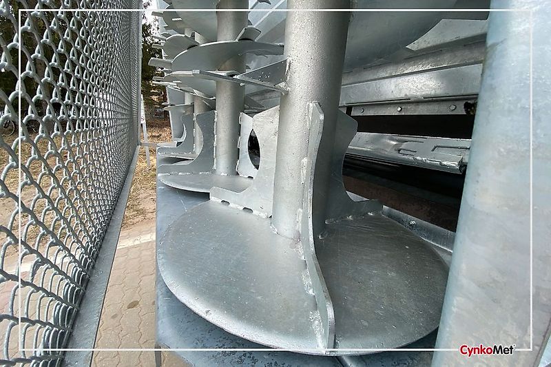 MD CM Miststreuer N221/3-4 11,5t