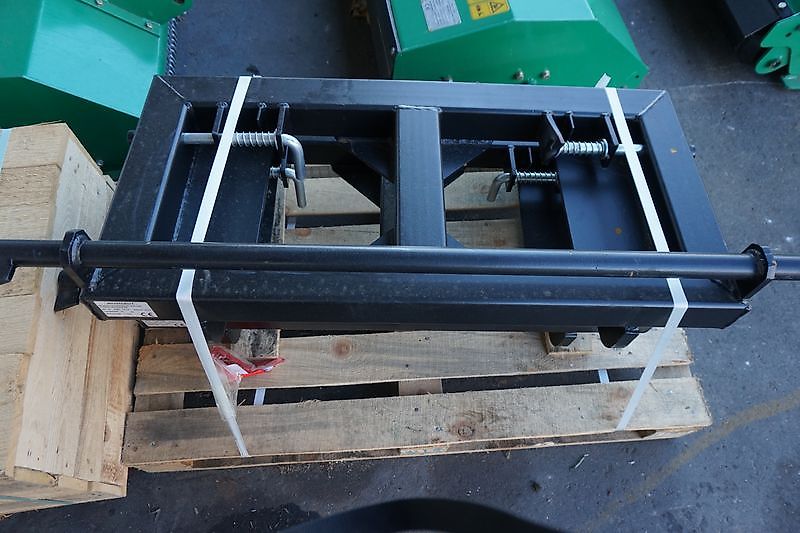 Düvelsdorf Adapterrahmen von Weidemann auf Euronorm