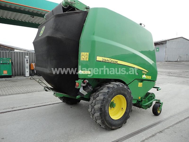 John Deere 990