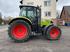 Claas Arion 620C