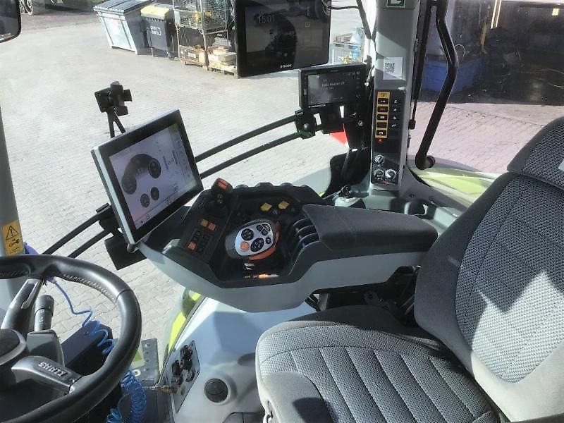 Claas AXION 870 CMATIC