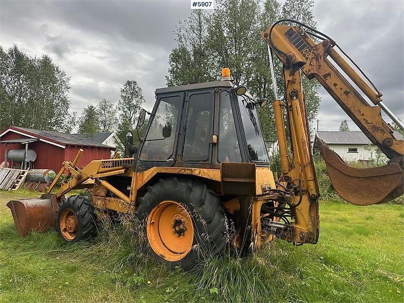 Case IH 580 Traktorgraver