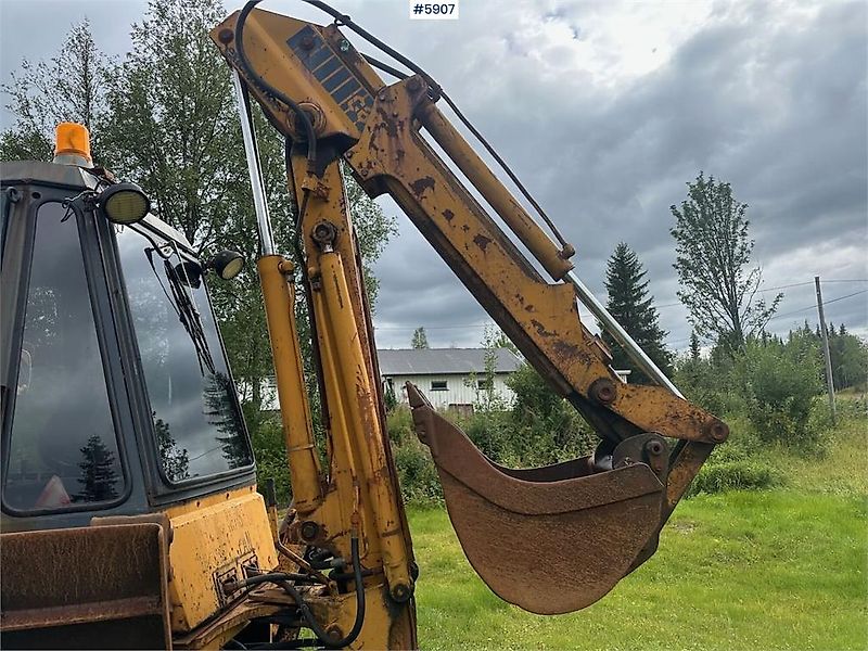 Case IH 580 Traktorgraver