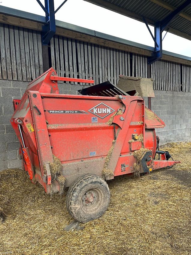 Kuhn 3570M