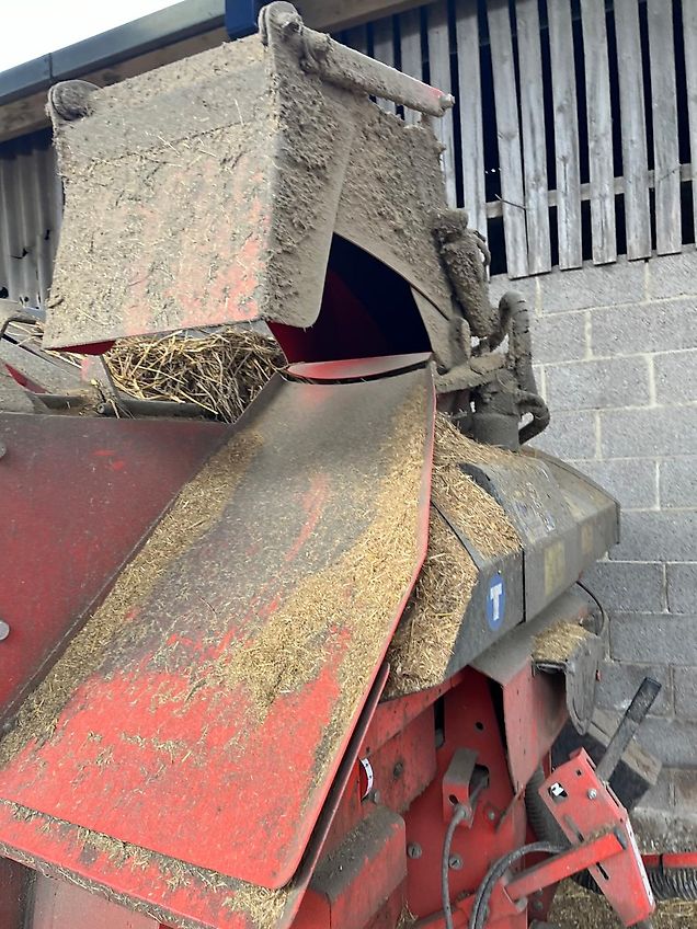 Kuhn 3570M