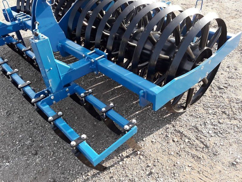 Agripol Frontpacker TUZO 300 T mit Messerzinkenvorsatz NEUHEIT