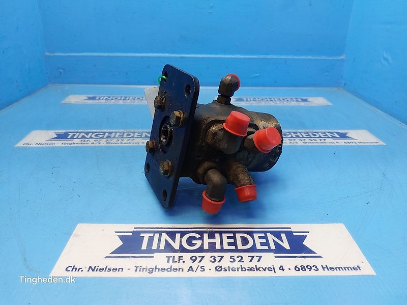 New Holland 8970 (Spare part/Reservedel/Ersatzteil)