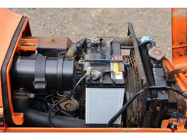 Kubota B1-14 Bulltra