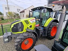 Claas AXION 800