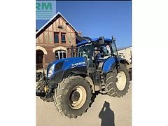 New Holland t7.200 ac