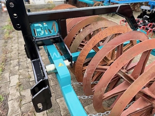 BM Maschinenbau Packer Frontpacker AKTIONSPREIS 3m mit H-Speichen, gelenkt, Packerringe 900