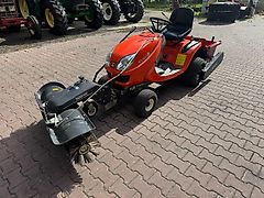 Kubota GR1600-II + veegmachine / strooier