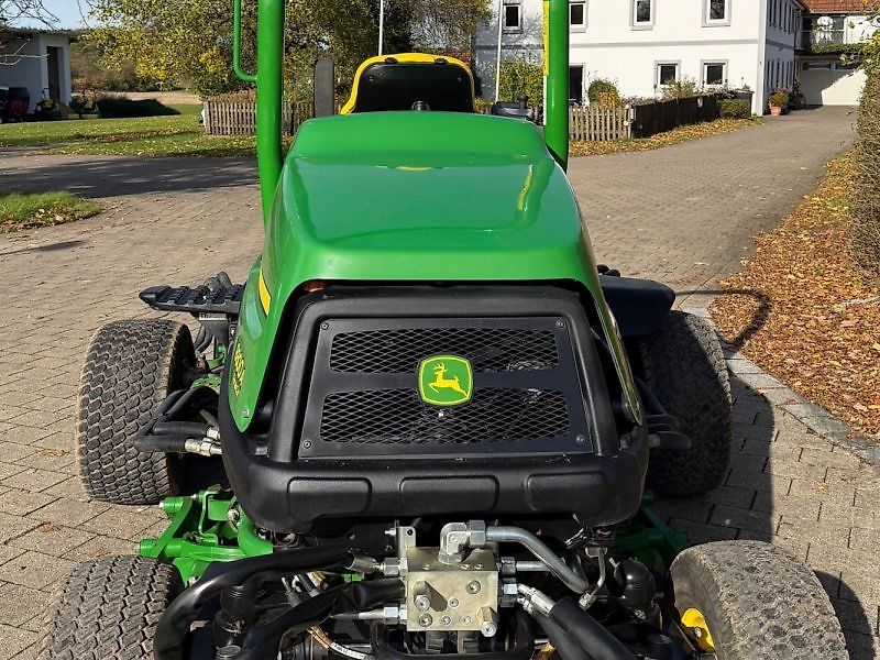 John Deere Terrain Cut 8800 A