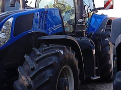 New Holland T8.435 UC