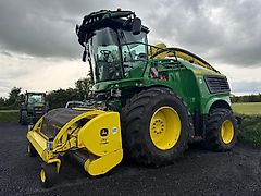 John Deere 9700