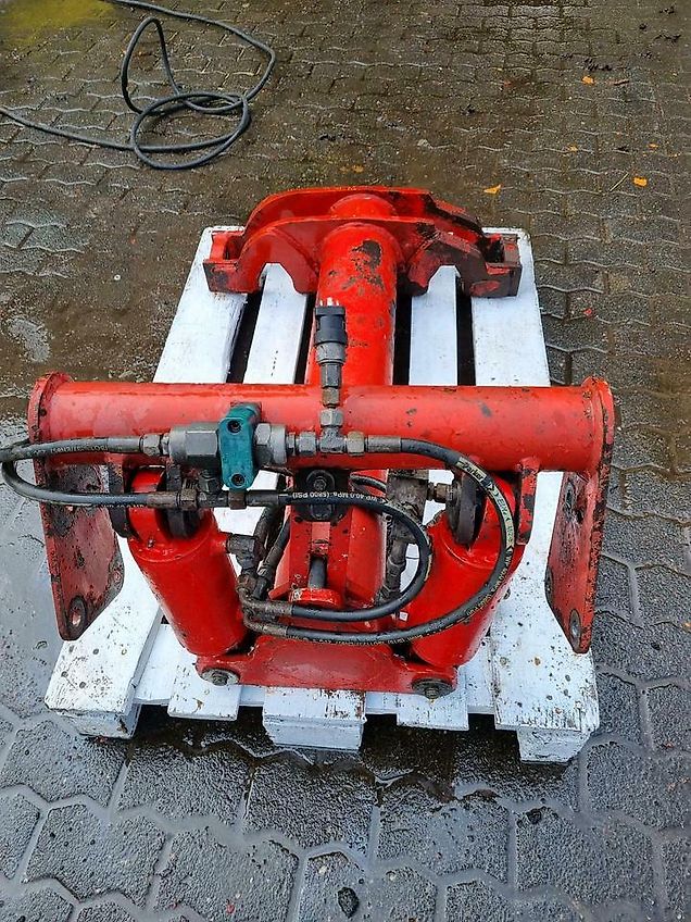 Dücker AH Achssperre Unimog U 300 400 500 Torssionsrahmen Mercedes-Benz Mulag Gilbers Mähausleger Böschungsmulcher Ausleger