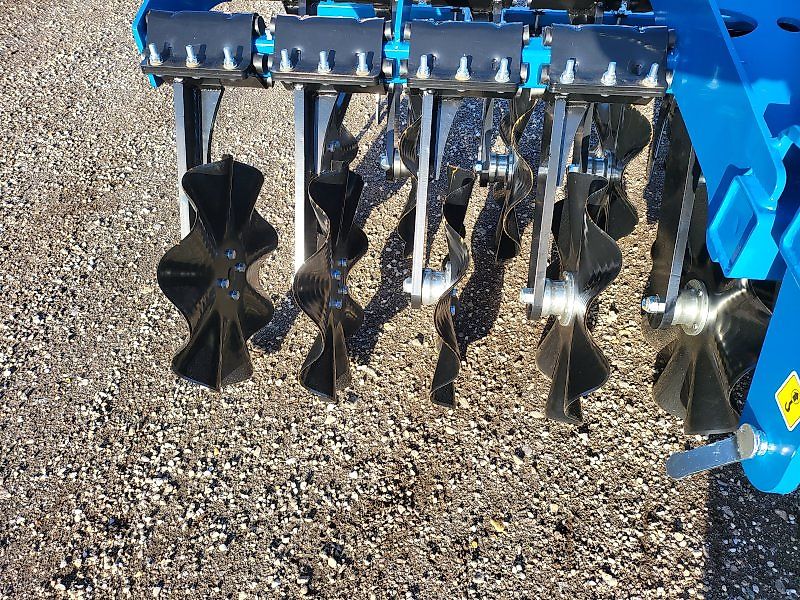 Agripol Frontpacker FRONTDISC 300 T mit Messerzinken-Vorsatz NEUHEIT!!