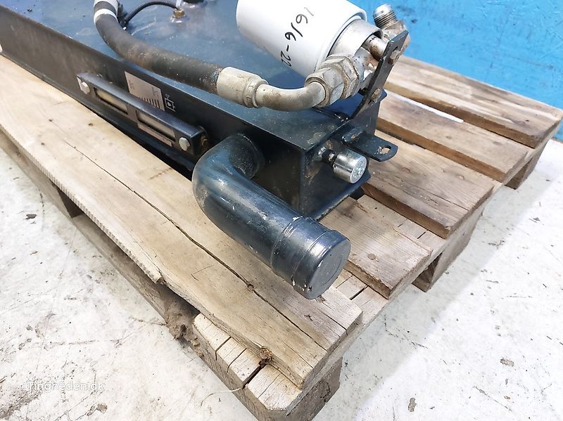 New Holland BB9090 (Spare part/Reservedel/Ersatzteil)