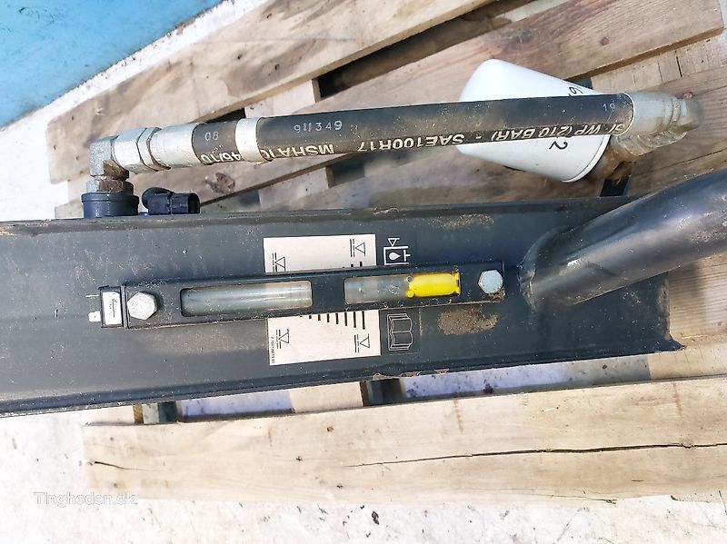 New Holland BB9090 (Spare part/Reservedel/Ersatzteil)