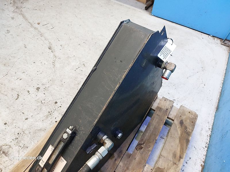 New Holland BB9090 (Spare part/Reservedel/Ersatzteil)