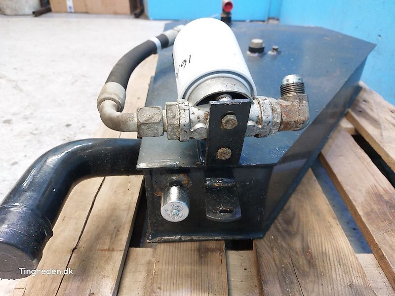 New Holland BB9090 (Spare part/Reservedel/Ersatzteil)