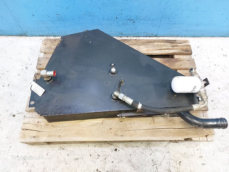 New Holland BB9090 (Spare part/Reservedel/Ersatzteil)