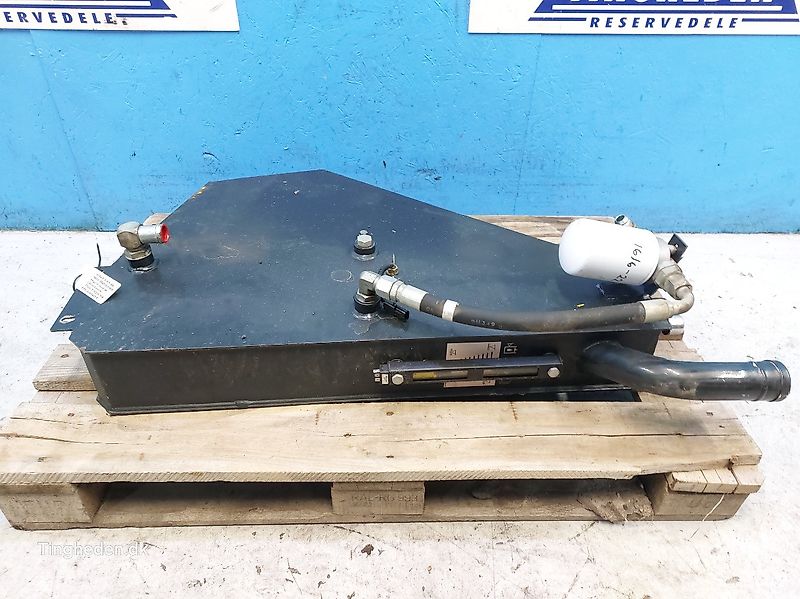 New Holland BB9090 (Spare part/Reservedel/Ersatzteil)