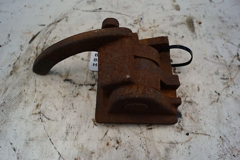 New Holland CR9080 Bro Lås 86608073 (Spare part/Reservedel/Ersatzteil)