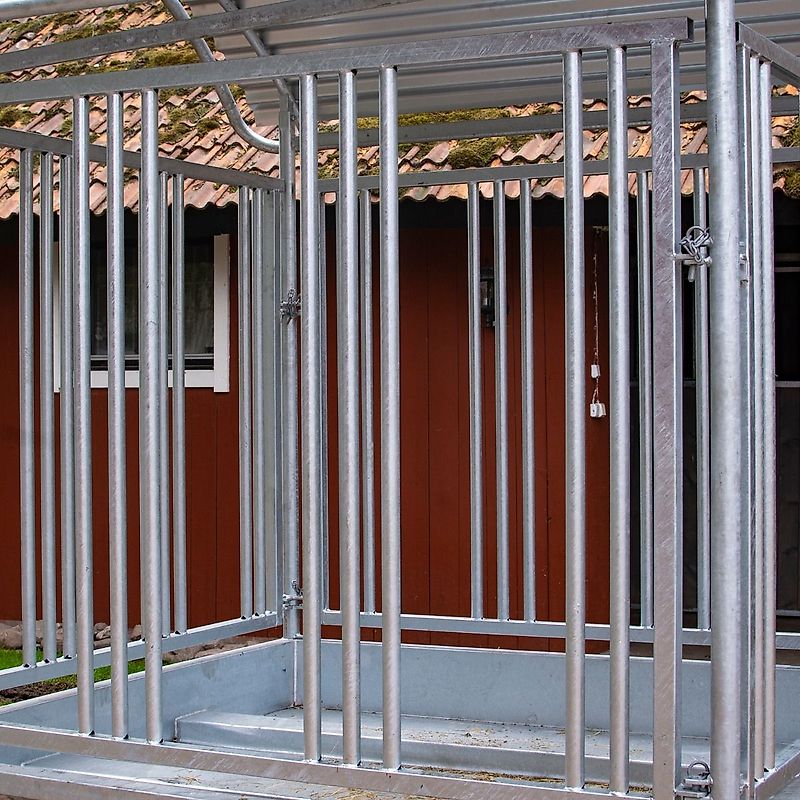 Pferdefutter Raufe mit dem Dach für Pferde 12 Plätze Futterraufe Heuraufe