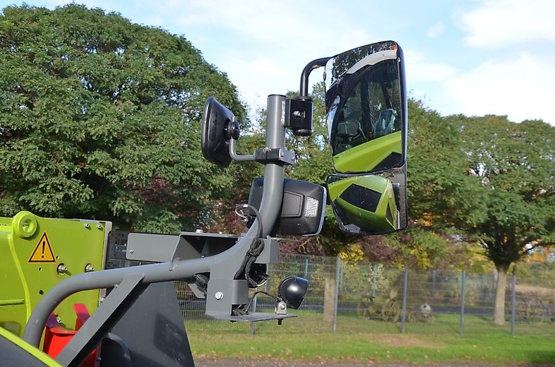 Claas SCORPION 746 VARIPOWER - Gener