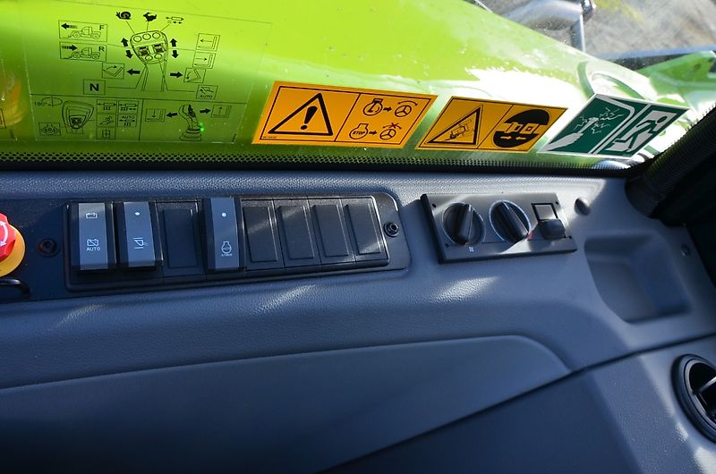 Claas SCORPION 746 VARIPOWER - Gener