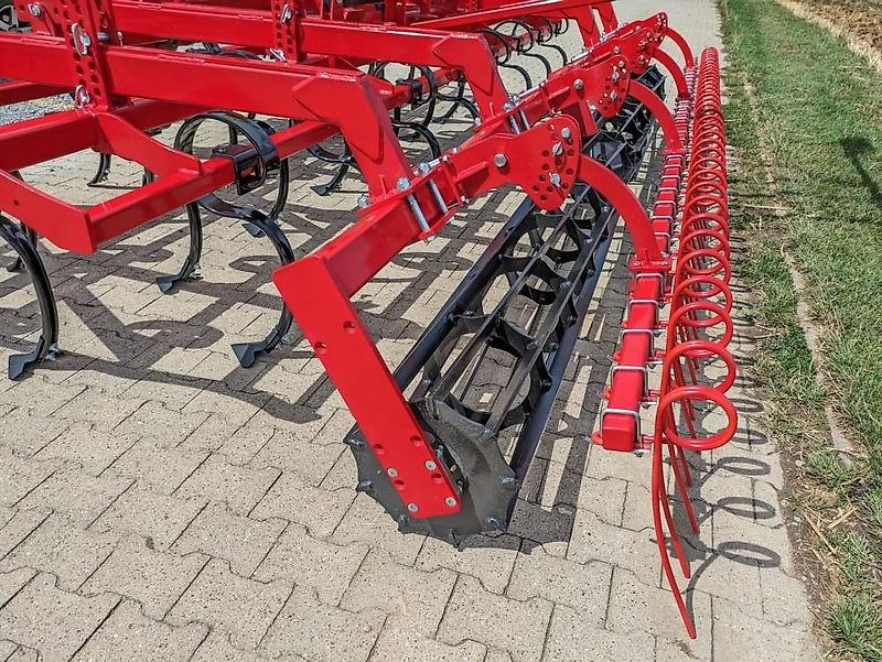 POM Leichtgrubber Meteor II 5,0m - optional mit APV Streuer